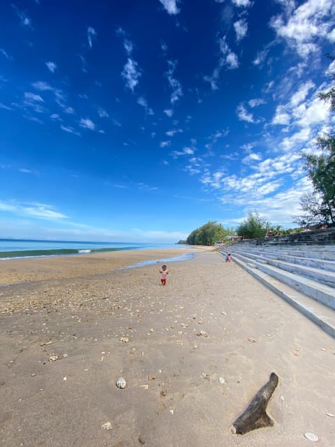 Baan Amila Hostel in Sala Dan