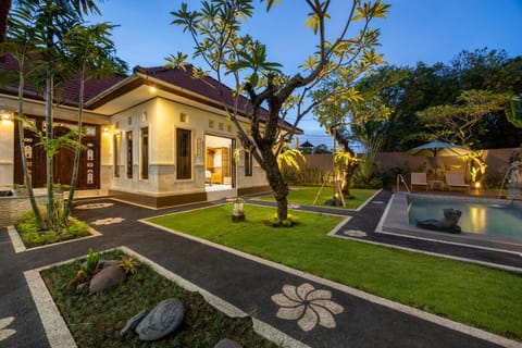 Property building, Garden