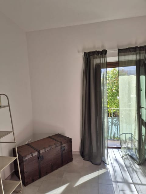 View (from property/room), Balcony/Terrace, Bedroom, locker