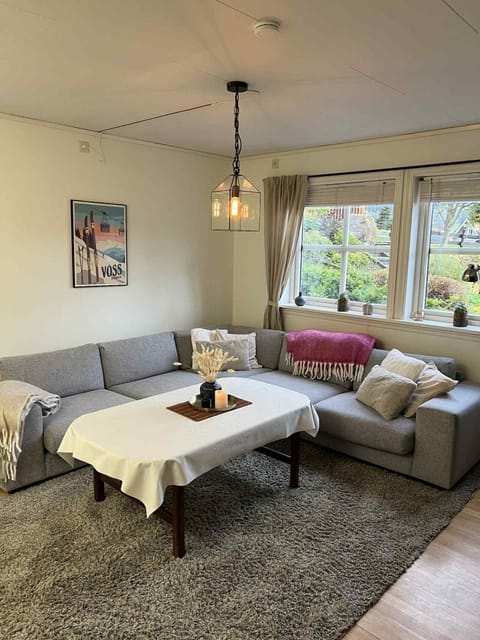 Living room, Photo of the whole room, Seating area, Bedroom