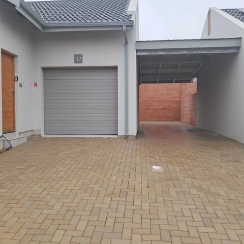 Property building, Parking