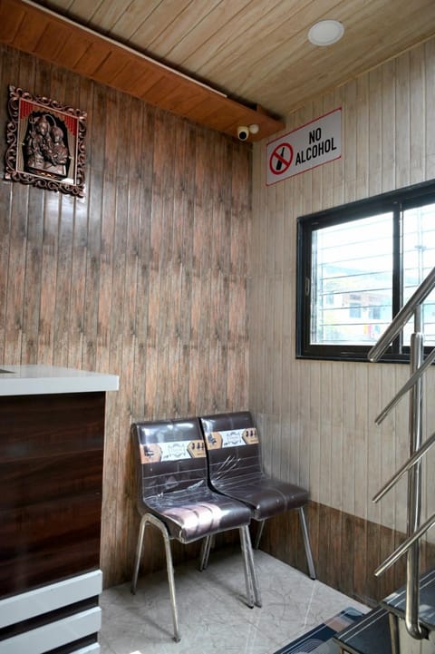 Lobby or reception, Seating area