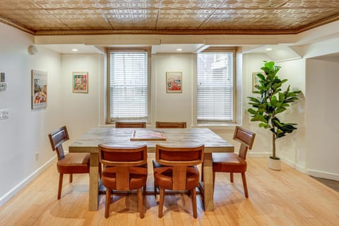 Walk to Athens Riverfront Park! Modern-Retro Apt Apartment in Athens