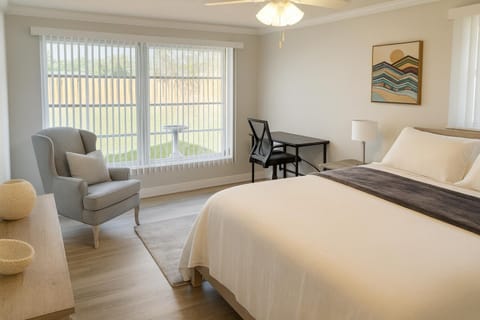 Spacious Family Retreat Port Charlotte House in Port Charlotte