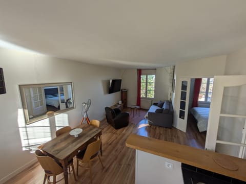 Communal lounge/ TV room, Living room, Seating area, Dining area