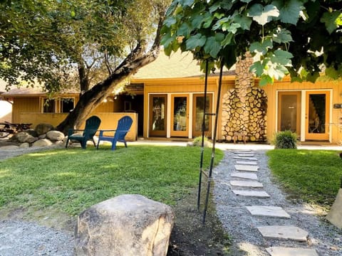 2 Homes by the River House in Three Rivers