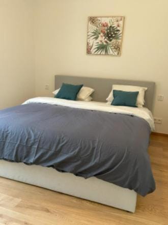 High-End 3BR w terrace, garden&parking Apartment in Luxembourg