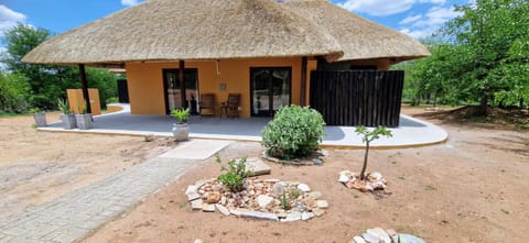Property building, Garden, Garden view
