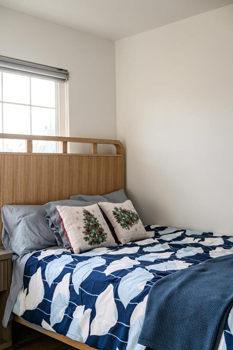 Cozy Full Suite Private Bathroom Quiet Stay House in Cerritos