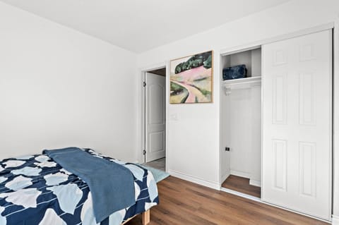 Cozy Full Suite Private Bathroom Quiet Stay House in Cerritos