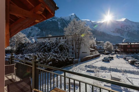 Winter, Balcony/Terrace, Mountain view
