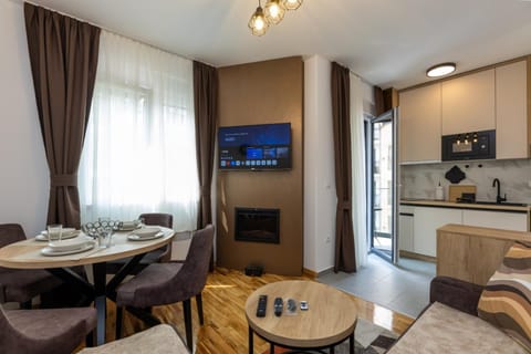TV and multimedia, Living room, Dining area