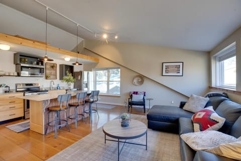 Hike, Bike and Ski! Downtown Crested Butte Condo Apartment in Crested Butte