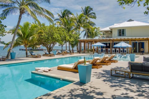 Beach, Swimming pool