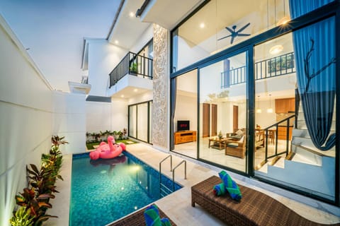 Patio, Living room, Seating area, Pool view, Swimming pool, sunbed