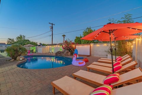 Ella Oasis Heated Pool Hot Tub Near Old Town House in Tempe