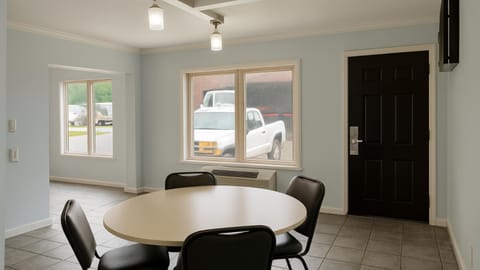 Gated 2 Double Bed Studio with Full Kitchen 108 Apartment in Baton Rouge