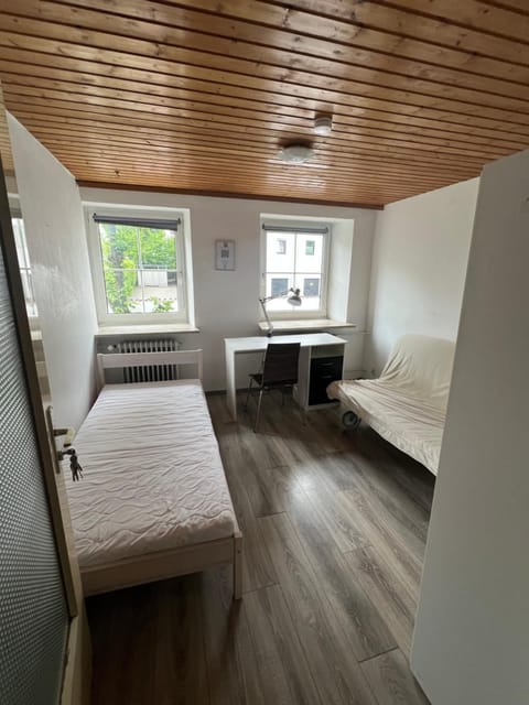Basic Monteurzimmer Work & Stay Vacation rental in Kempten