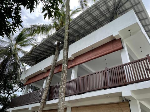 Property building, Balcony/Terrace
