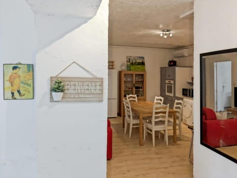 Charmant T3 dans un mas provençal proche Avignon Apartment in Sorgues