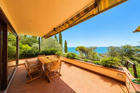 View (from property/room), Balcony/Terrace