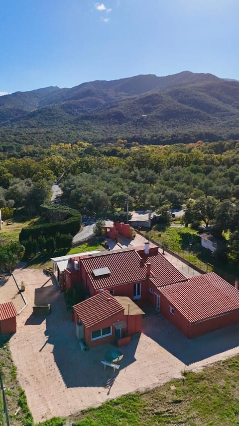 Property building, Natural landscape, Mountain view