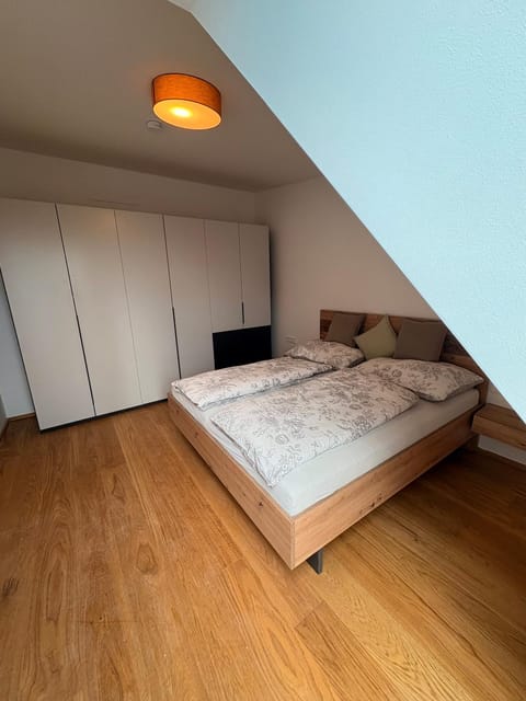 Bed, Photo of the whole room, Bedroom, wardrobe