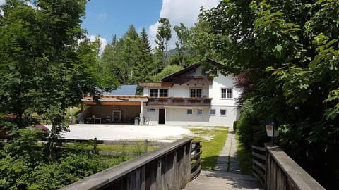 Property building, Facade/entrance, Off site