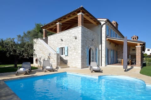 BBQ facilities, Garden, Balcony/Terrace, Swimming pool