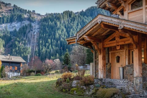 Property building, Day, Natural landscape, Mountain view