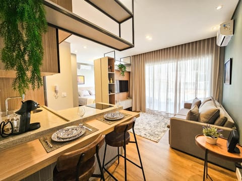 TV and multimedia, Living room, Dining area, air conditioner