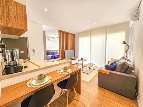 TV and multimedia, Living room, Dining area