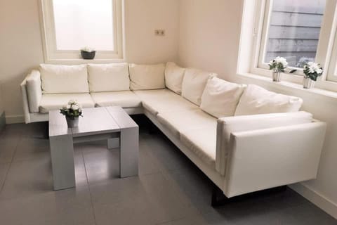 Nieuwe Dijkstraat 3b House in Westkapelle