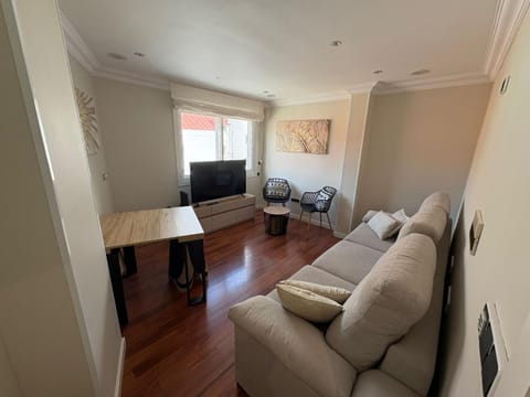 Lounge or bar, Dining area
