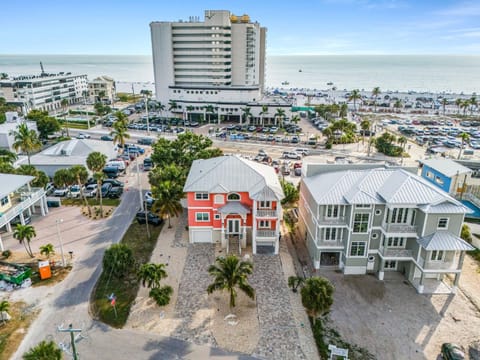 Where Big Memories Begin, A Coastal Escape for All - Beach House on Bayview - Roelens House in Estero Island