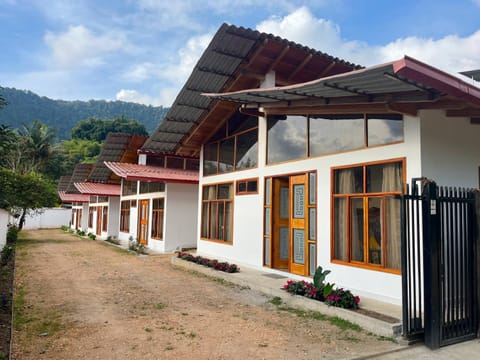 Property building, Day, Natural landscape, Mountain view