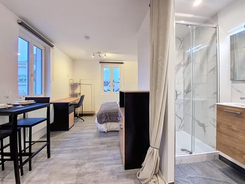 Shower, Bathroom, Kitchen or kitchenette, Dining area