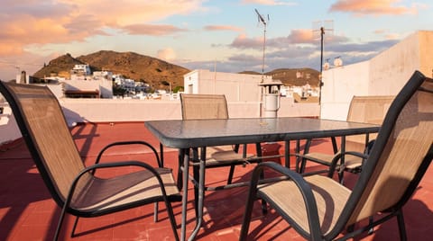 Patio, Day, Natural landscape, View (from property/room), Balcony/Terrace, Dining area, Mountain view
