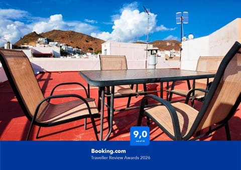 Day, Natural landscape, Dining area, Mountain view