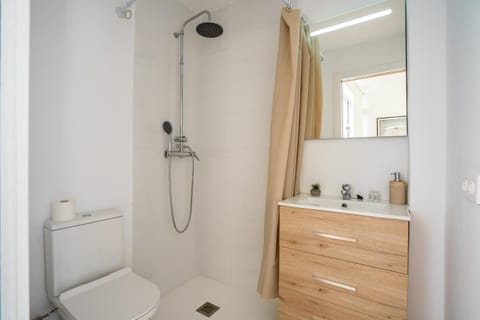 Blue Roof Downtown Alicante Apartment in Alicante