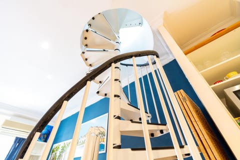 Blue Roof Downtown Alicante Apartment in Alicante