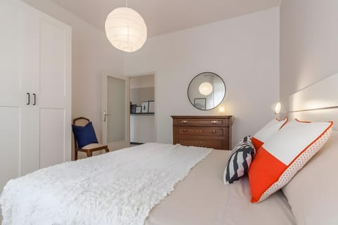 Living room, Bedroom