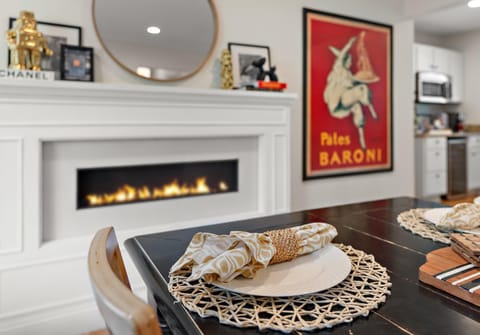 "Chic Retreat" Home Office & Gym by Roxy Rentals House in Plymouth