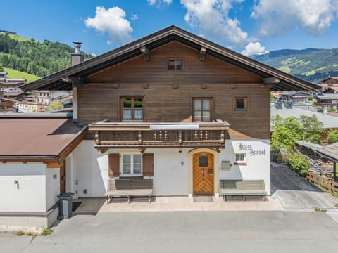 Property building, Summer
