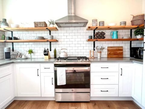 Cool and Classy Steps to Downtown Apartment in San Anselmo