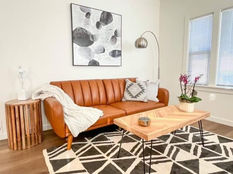 Cool and Classy Steps to Downtown Apartment in San Anselmo