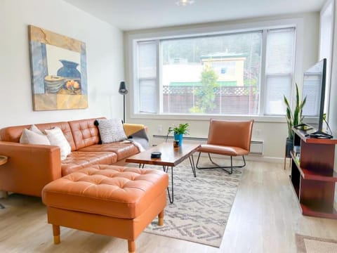 Hip and chic one bedroom apartment Apartment in San Anselmo