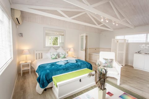 Bed, Photo of the whole room, Bedroom, towels, wardrobe