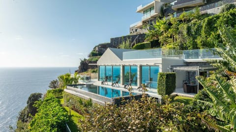 Spring, Natural landscape, Garden, View (from property/room), Balcony/Terrace, Garden view, Pool view, Sea view