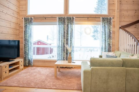 Photo of the whole room, Decorative detail, Seating area, Lake view, Landmark view